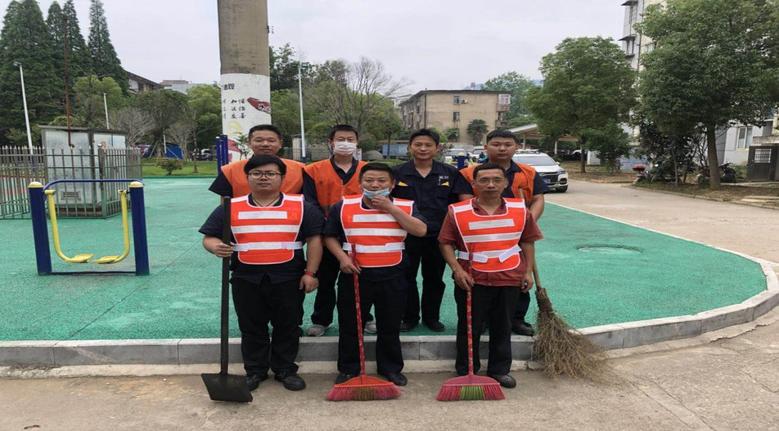 景焦能源運輸廠開展黨員進社區(qū)服務(wù)助力“雙創(chuàng)雙修”.jpg 景焦能源運輸廠開展黨員進社區(qū)服務(wù)助力“雙創(chuàng)雙修”.jpg