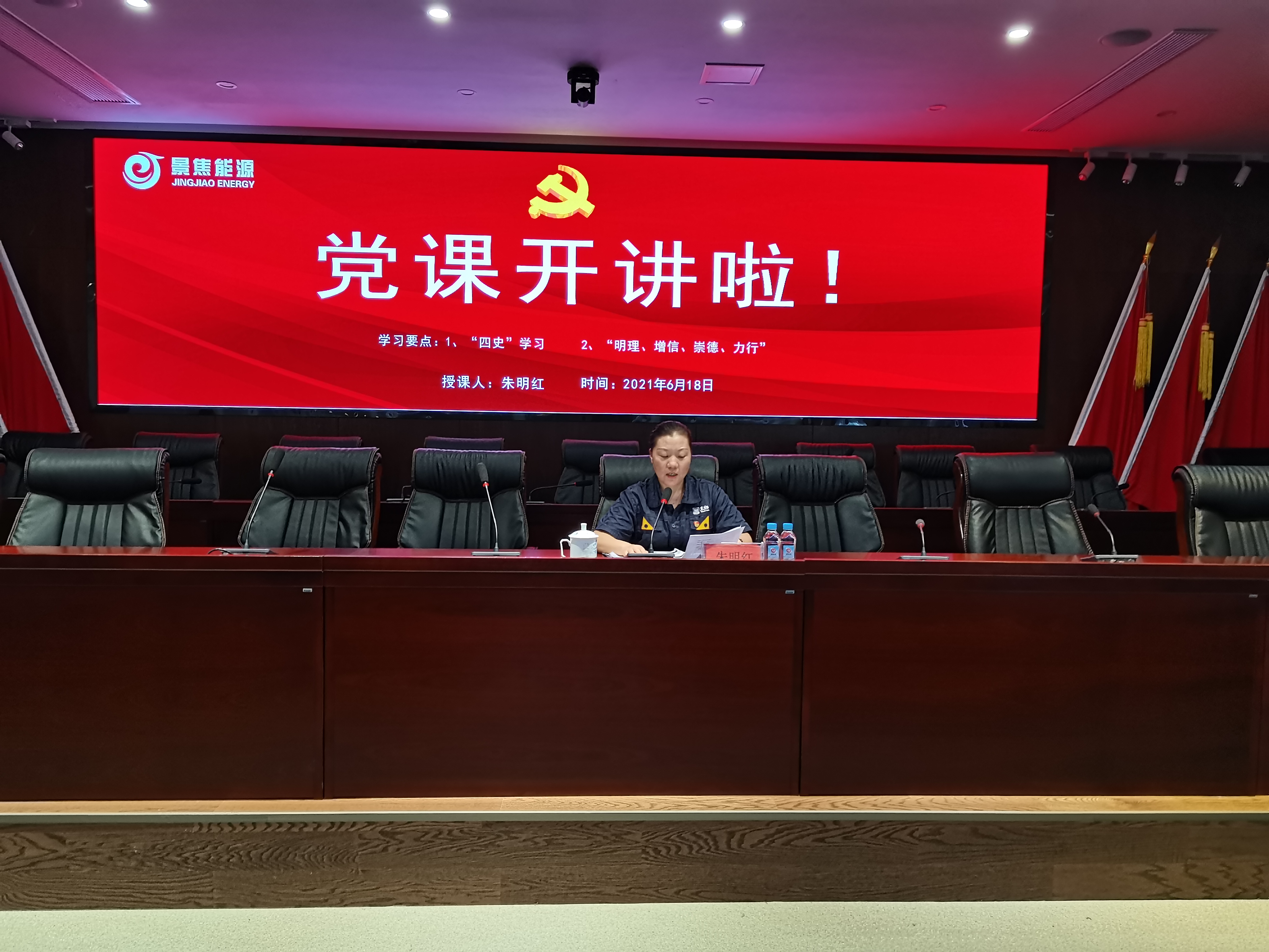 8cd817f7958d65be283c9aadeb53b66.jpg 8cd817f7958d65be283c9aadeb53b66.jpg