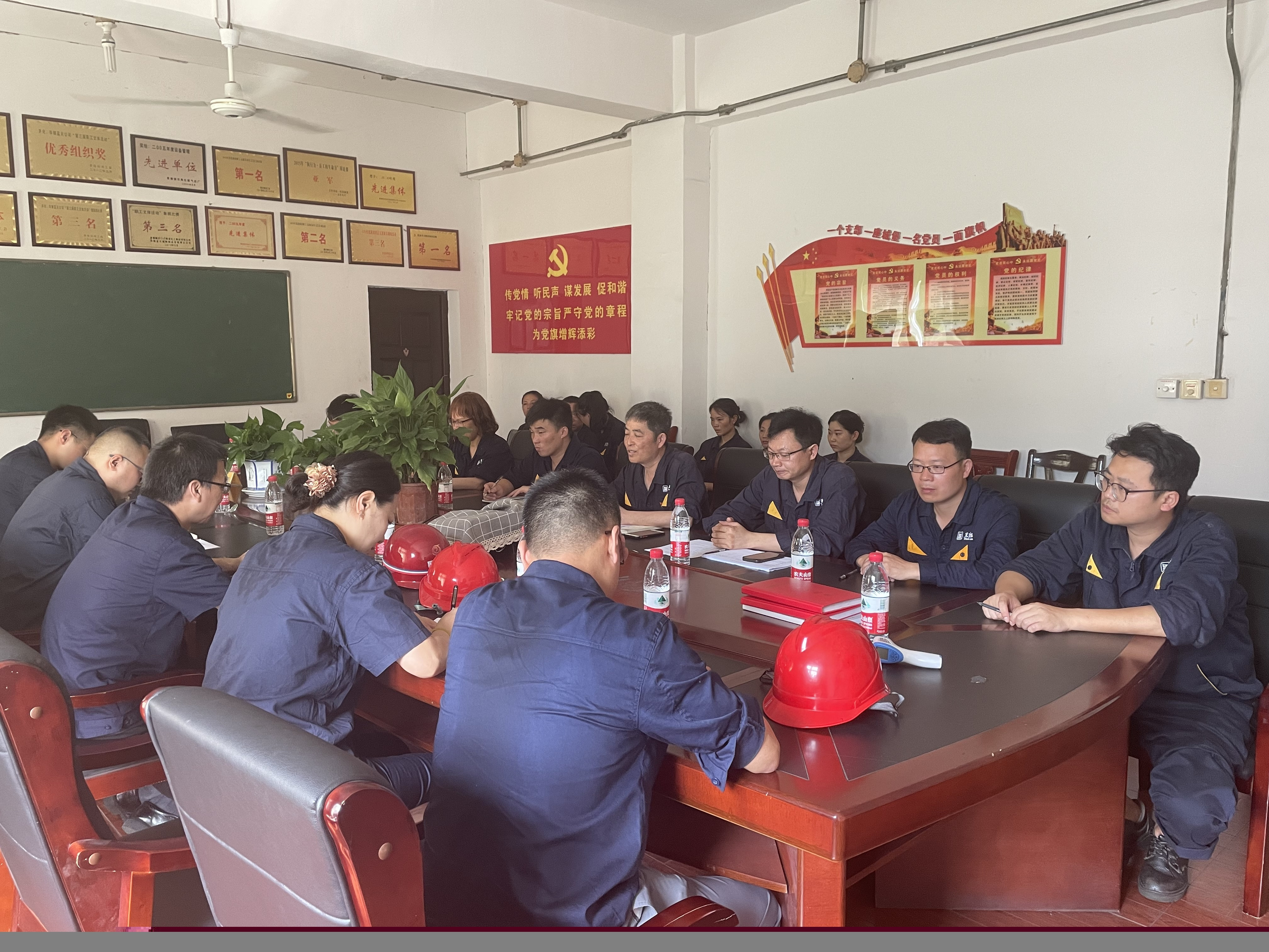 b54e63c8fd6e11f14213a78e648be5f.jpg b54e63c8fd6e11f14213a78e648be5f.jpg